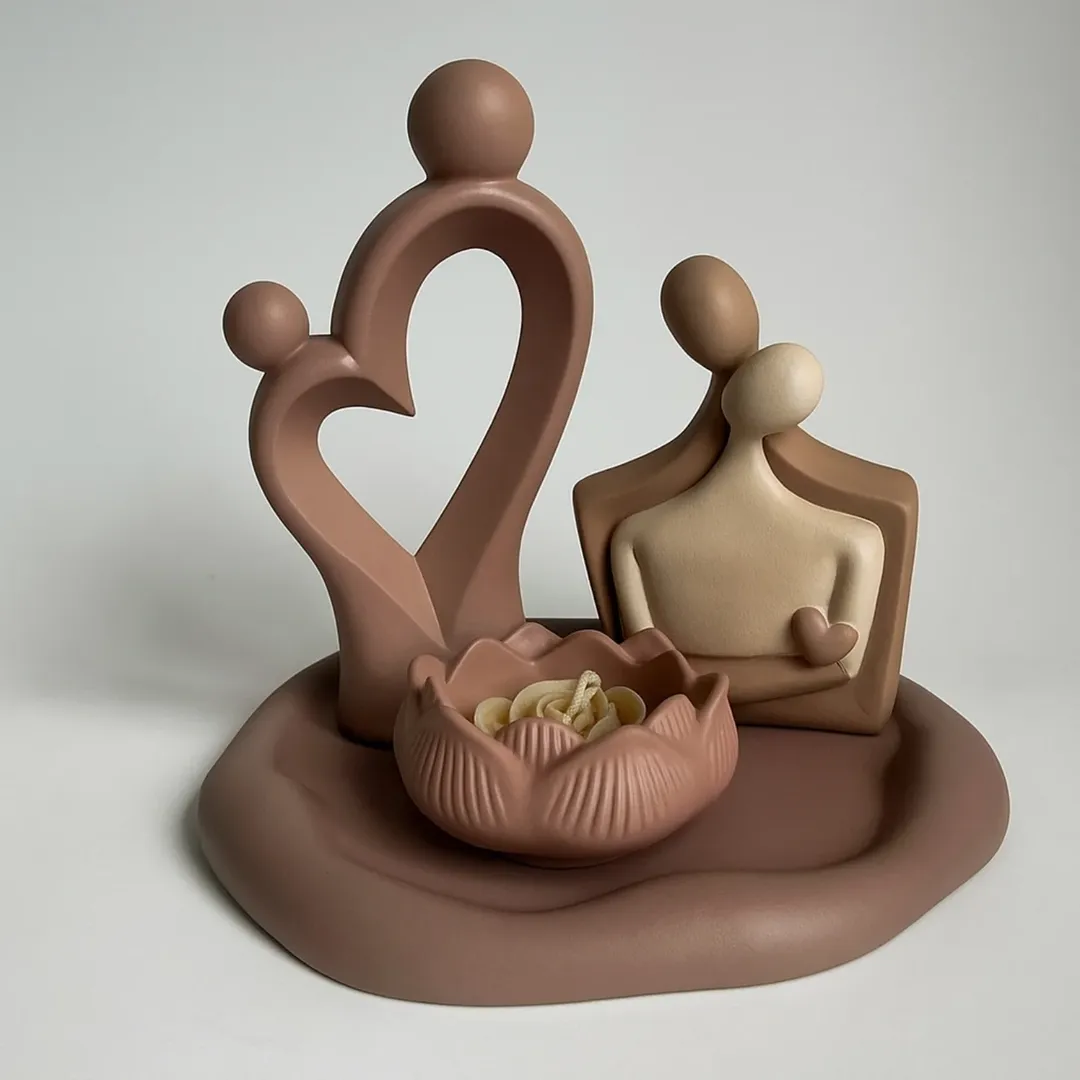 Sculpture Familiale en Plâtre – Symbole d’Amour et d’Harmonie